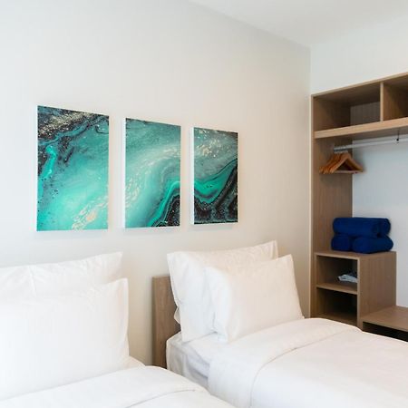 Skypark Apartments By Laguna Phuket Pantai Bang Tao Luaran gambar