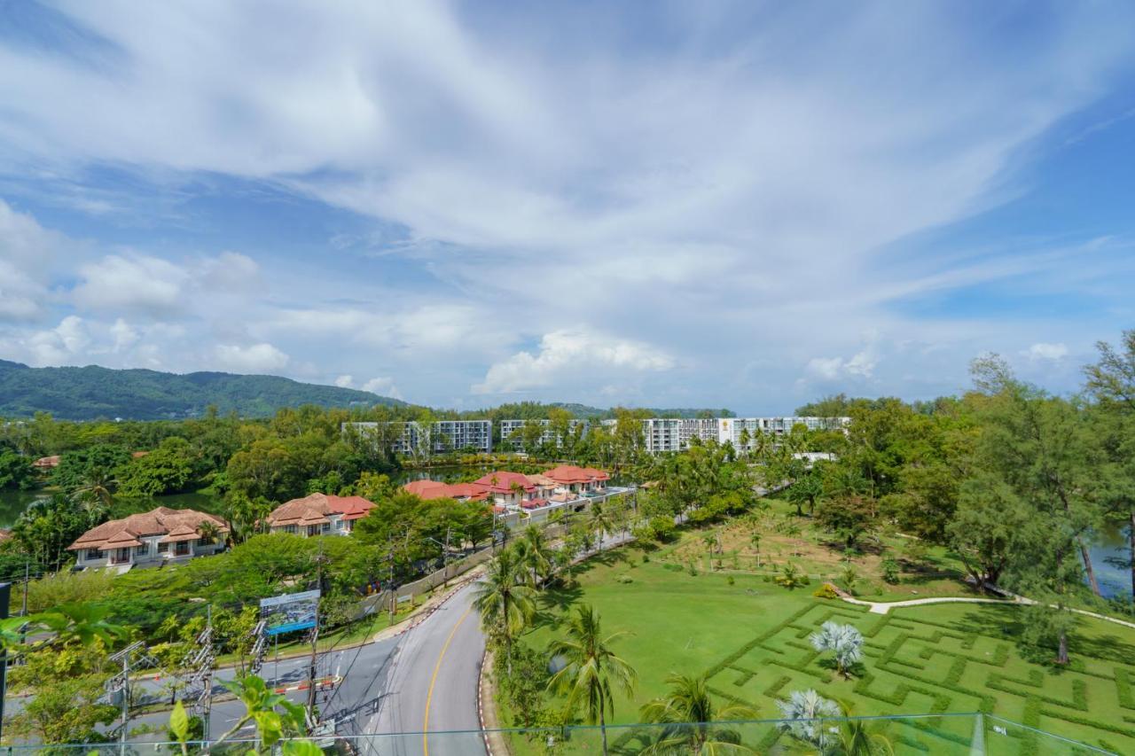 Skypark Apartments By Laguna Phuket Pantai Bang Tao Luaran gambar