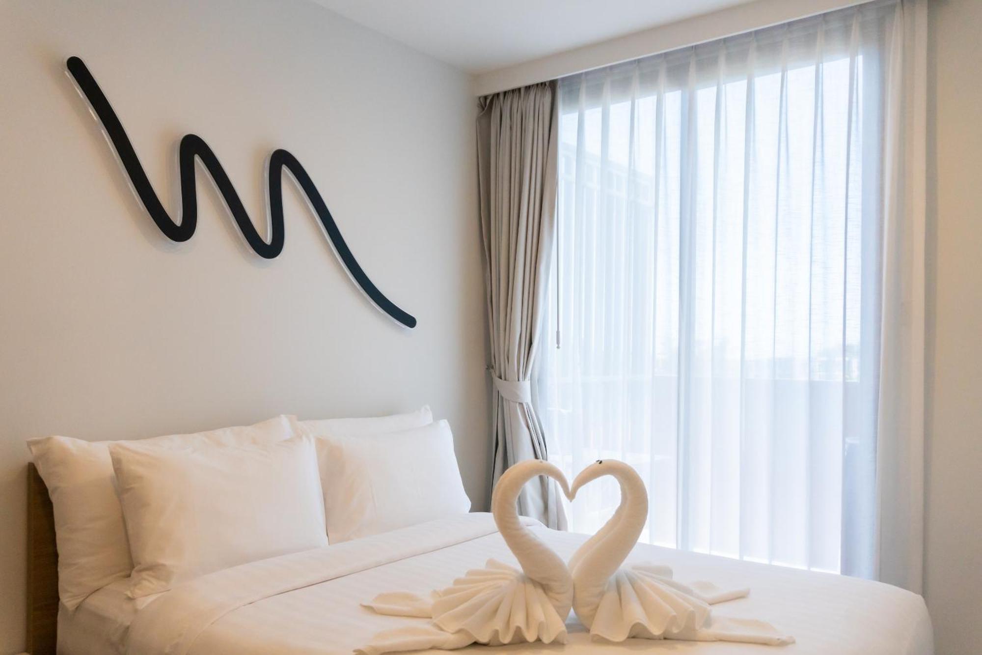 Skypark Apartments By Laguna Phuket Pantai Bang Tao Luaran gambar