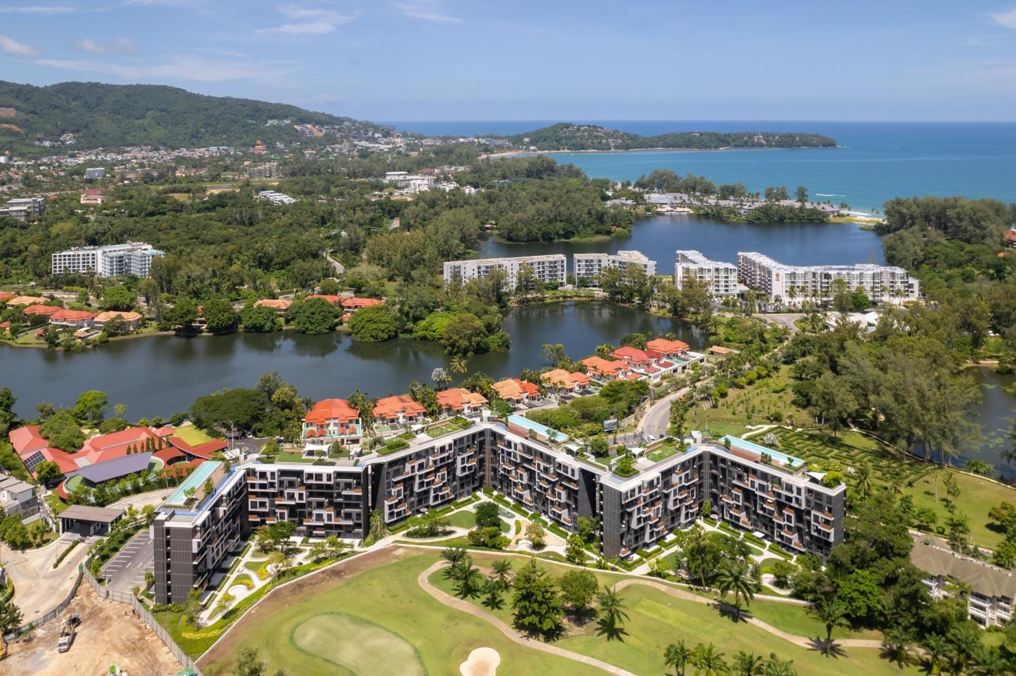 Skypark Apartments By Laguna Phuket Pantai Bang Tao Luaran gambar